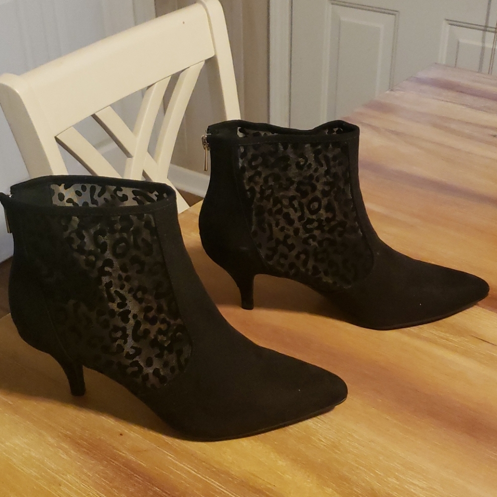 Comfort black lacey women boots size 10.